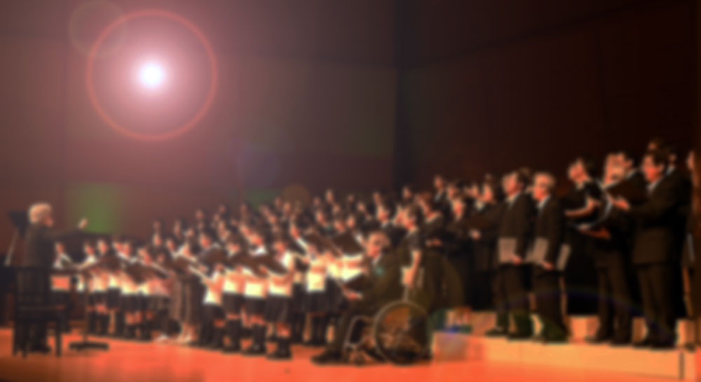 東広島混声合唱団 - ステージでのパフォーマンス